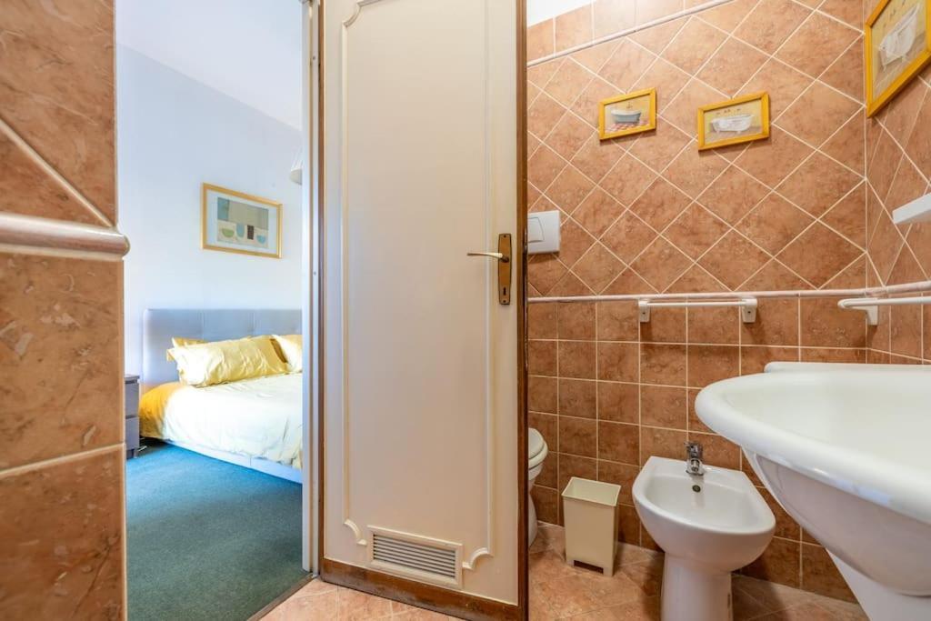 Plaza Cheery Apartment